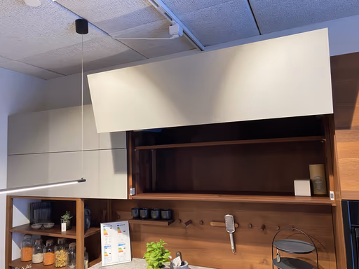 Massivholz-Küche Walden in Robinie